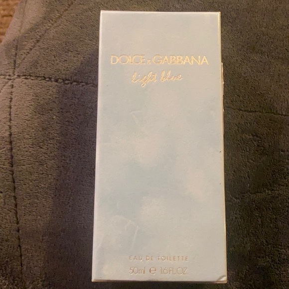 Dolce & Gabanna perfume - Picture 1 of 2